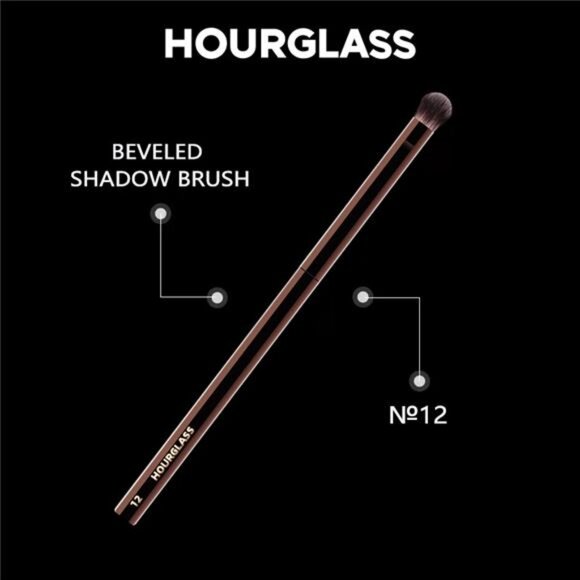 Hourglass Makeup Brush- No.12 Beveled Shadow Brush Soft and Skin-friendly Fiber - Picture 3 of 7